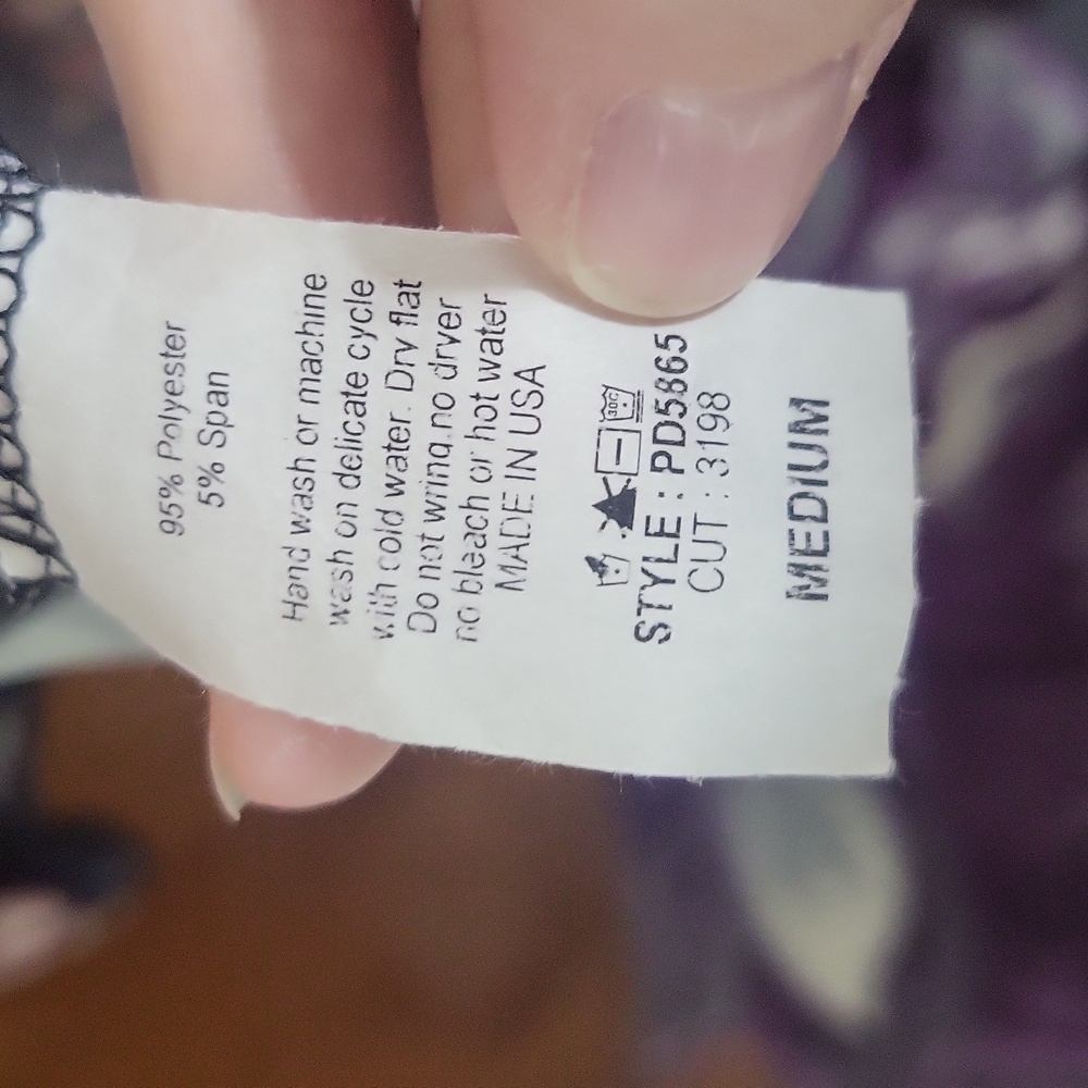 NWOT womens Romper Size Medium- HAS POCKETS! - Picture 5 of 8